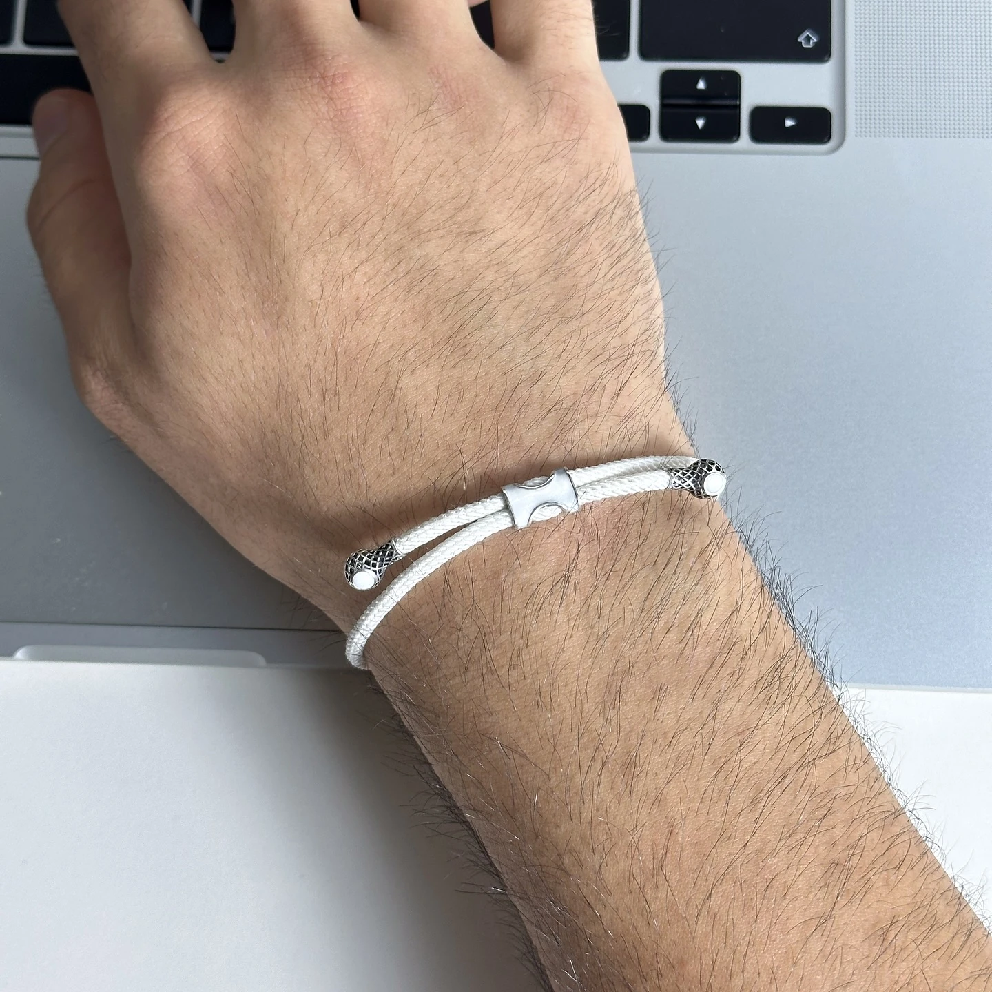 bileklik_resim_beyaz bileklik