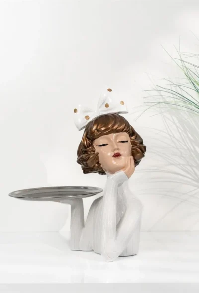 Tepsili Kız Sunumluk Beyaz