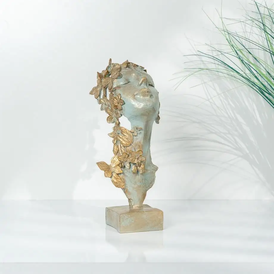 bella-kelebekli-kadin-mask-obje